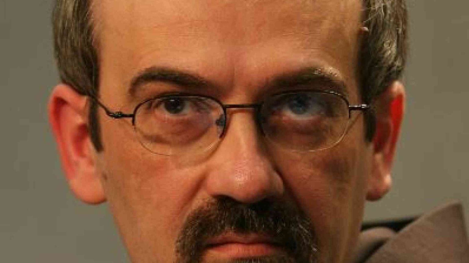 Essere come fiaccole accese nella notte