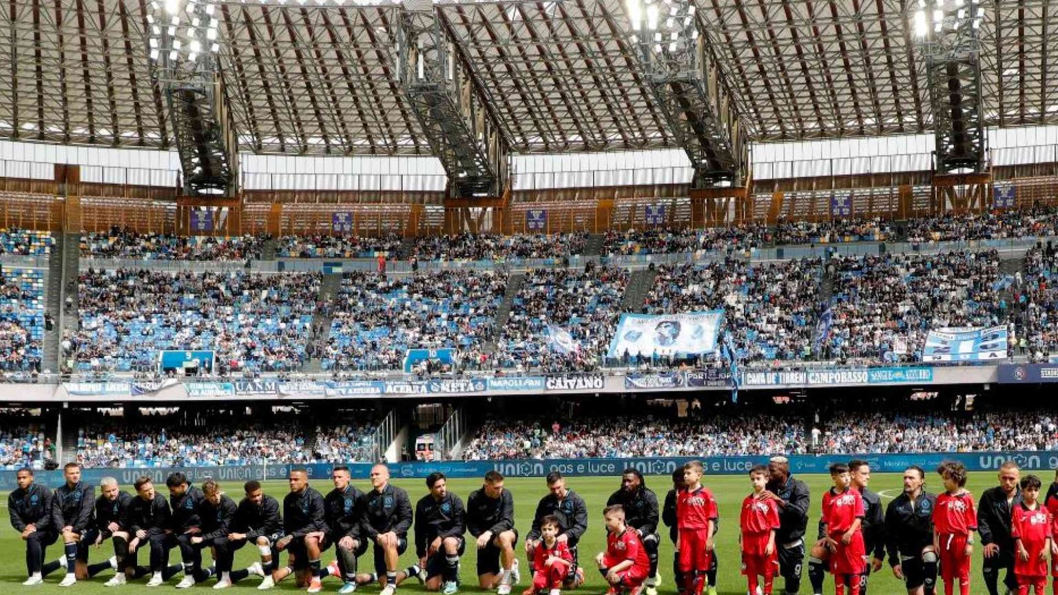 Napoli in ginocchio per Juan Jesus, ma da solo