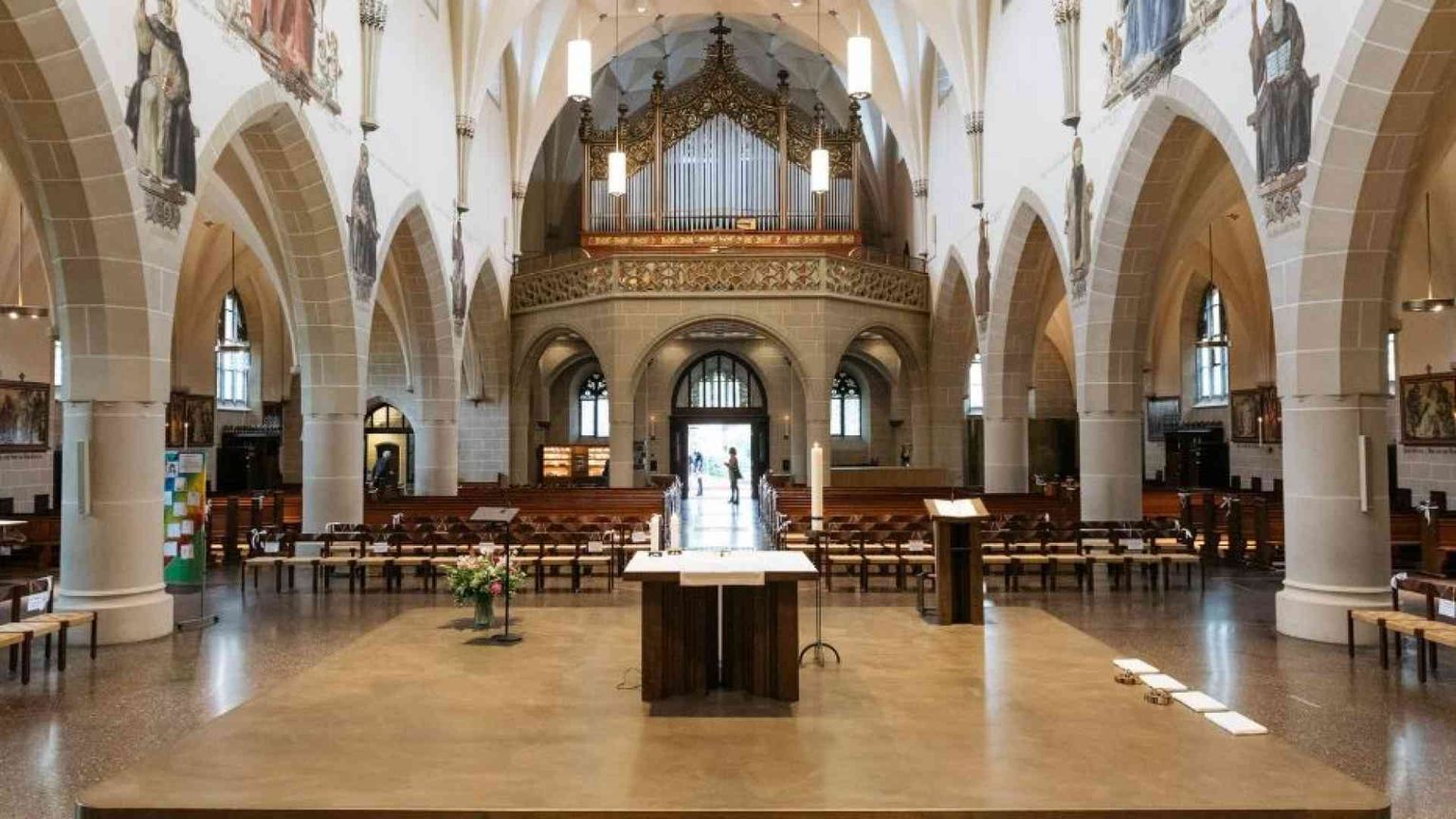 La prima Pasqua di Delphine, da teologa protestante a cattolica