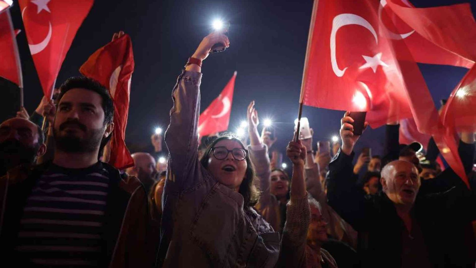 Voto in Turchia. peggiore sconfitta per Erdogan. L'opposizione si consolida