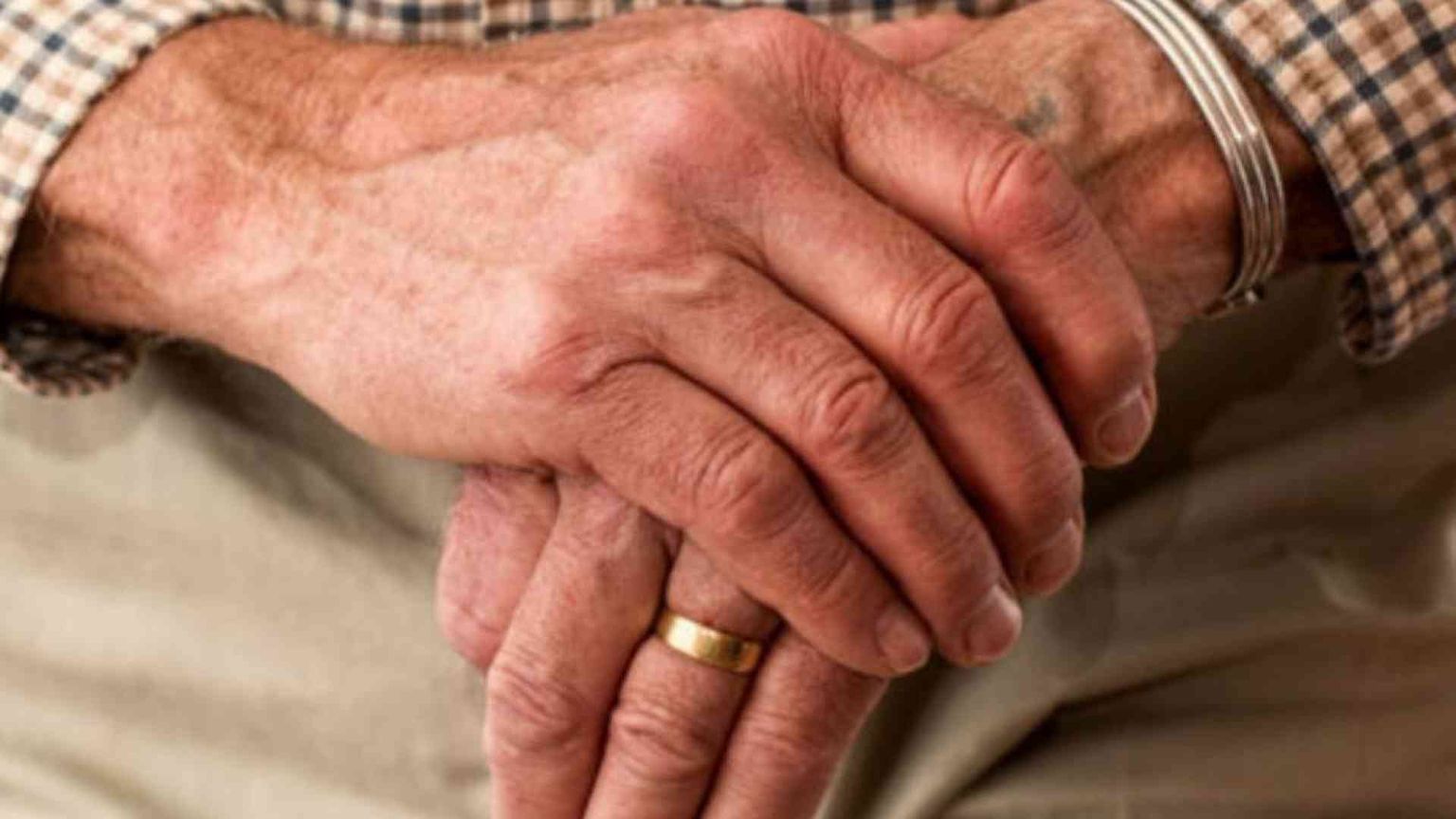 Prevenzione, nuove terapie, dieta...: cosa sappiamo oggi del Parkinson