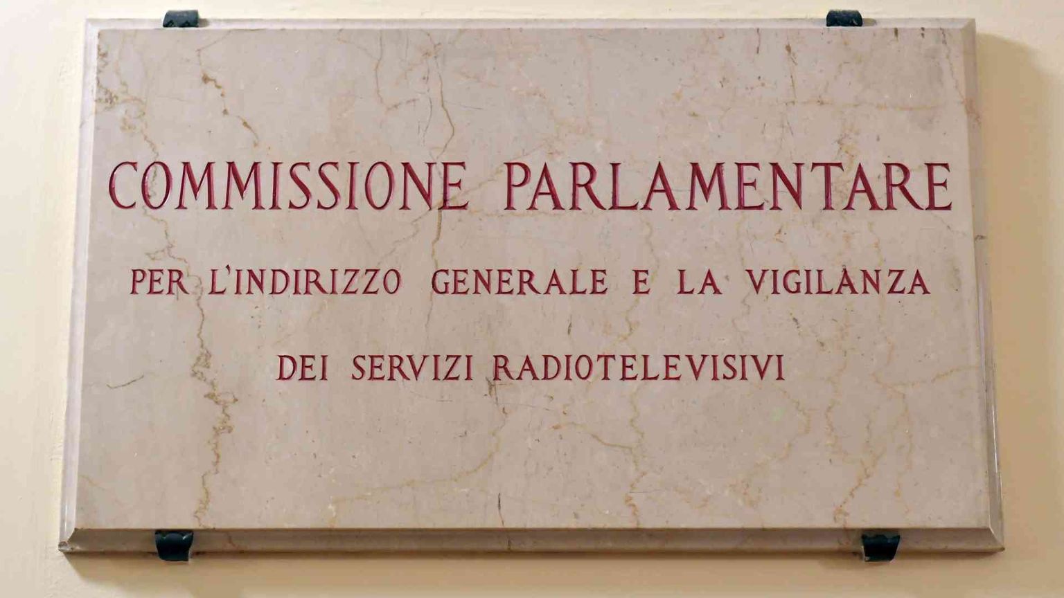 Via libera alla par condicio, insorge l'opposizione