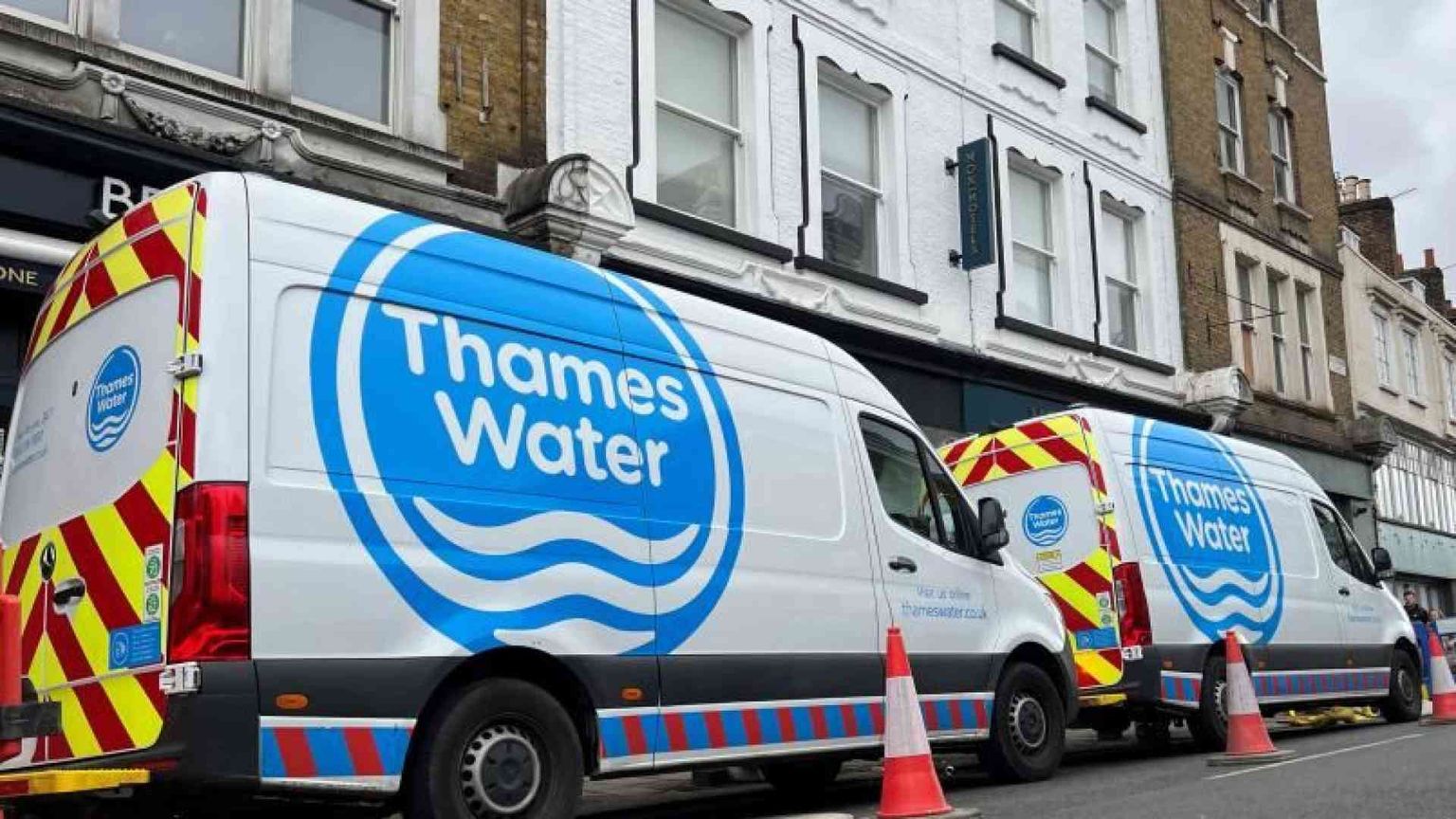 Acqua privatizzata, fallimento all’inglese Thames Water vicina alla bancarotta