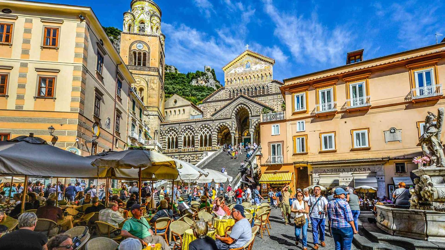 Cena fuori, anche con prezzi alti. Nel 2023 un conto da 92 miliardi