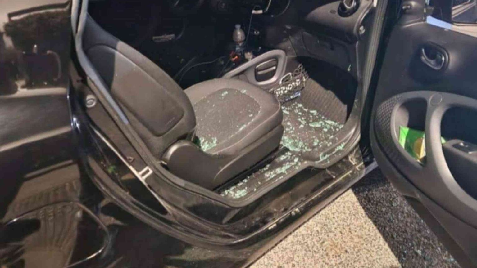 Ancora minacce a don Merola, il prete anticamorra