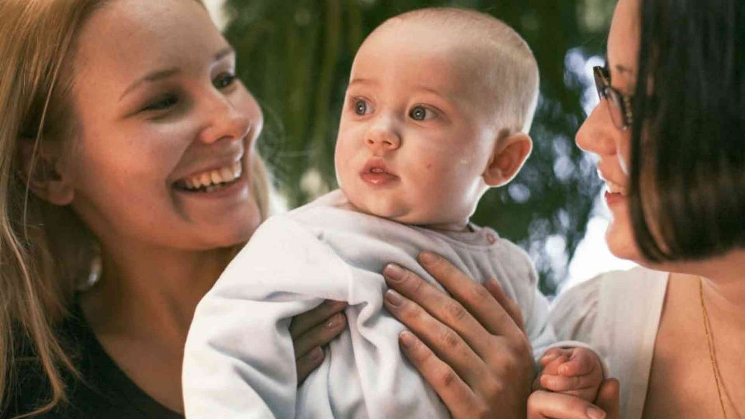 "Non ce la faccio più. Chiedo aiuto a una mamma alla pari"