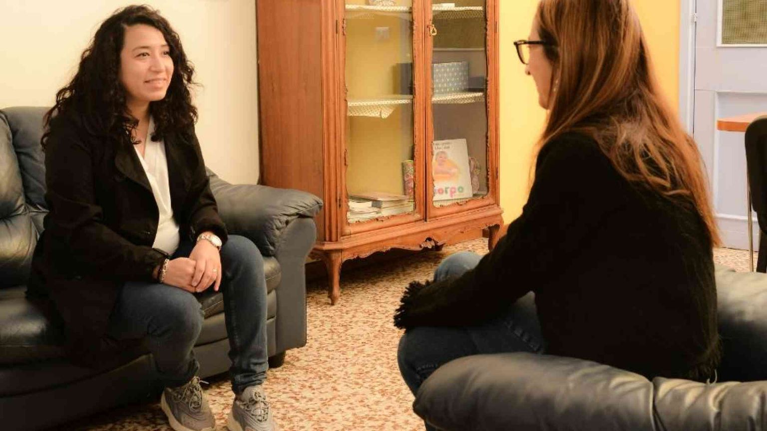 Noi volontari “pro vita” dipinti come pericoli. Venite a conoscerci davvero