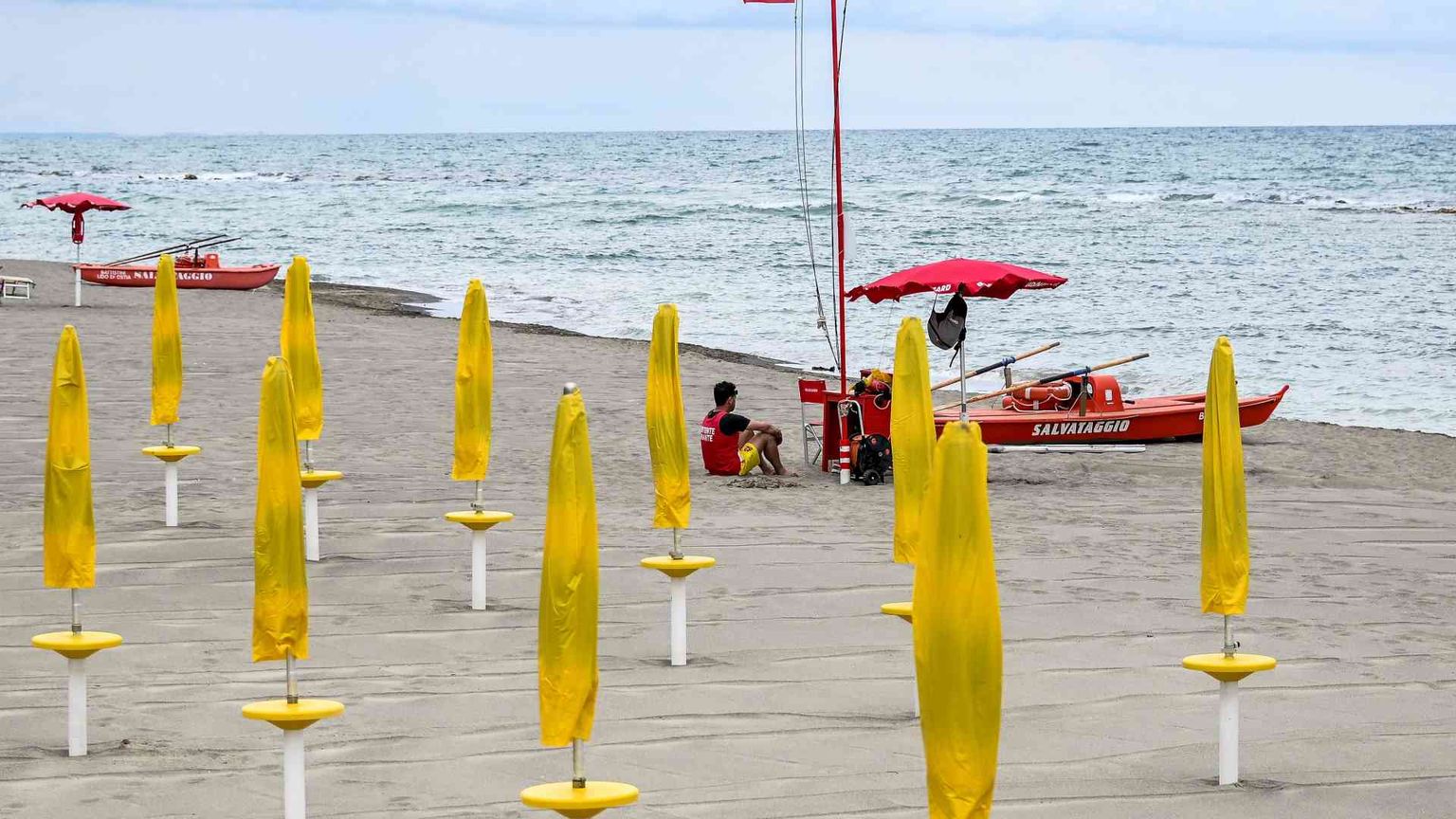 Il Consiglio di Stato riapre le spiagge: stop proroghe, via subito alle gare
