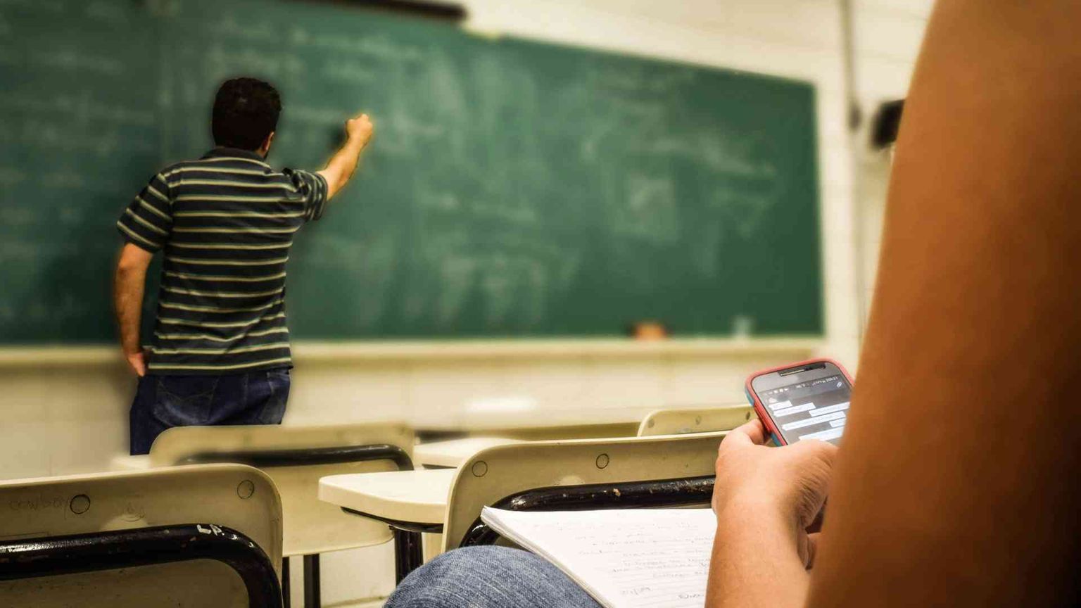Quando lavorare non basta: tra i sottopagati di Bologna