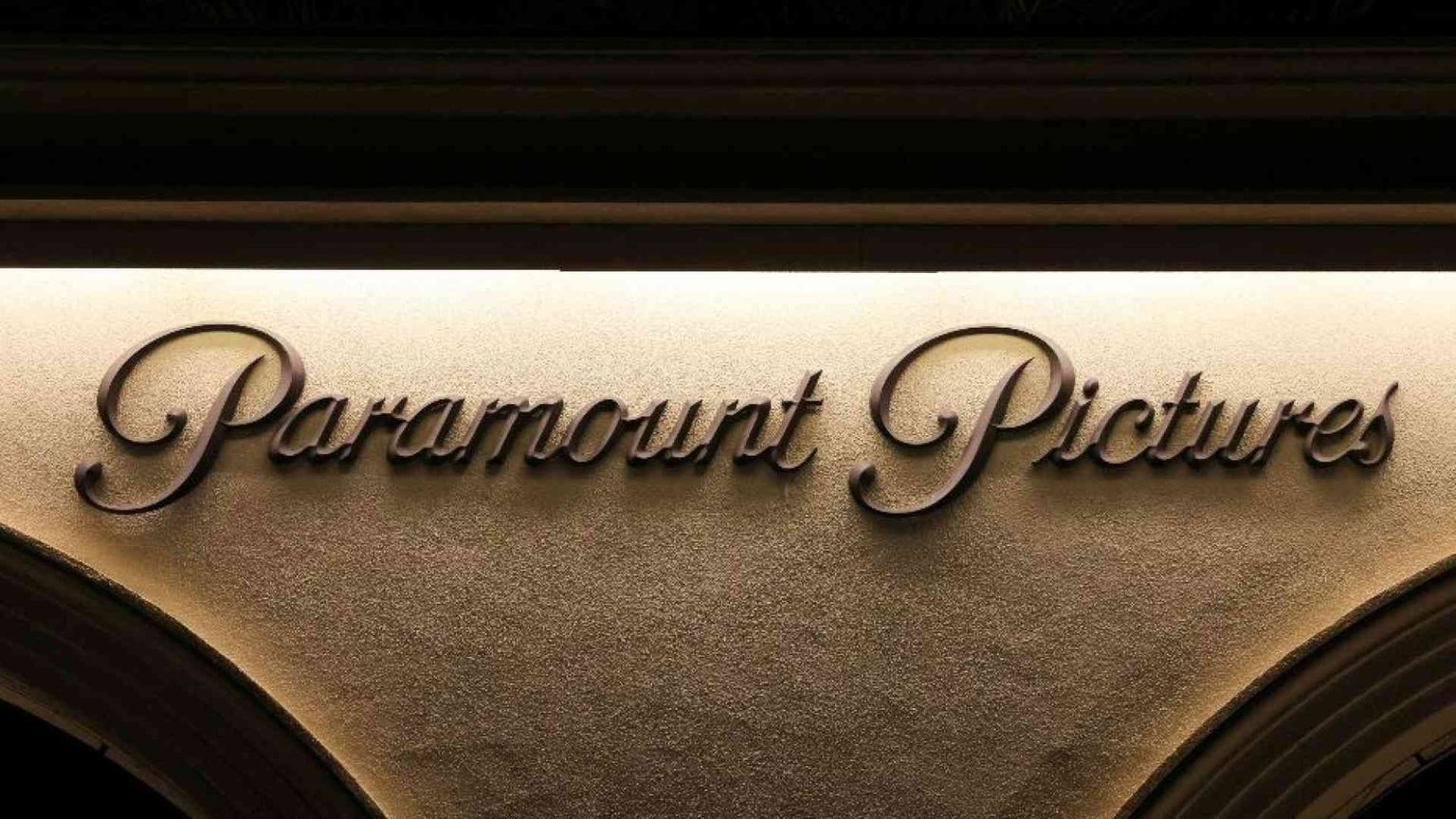 Perché tutti adesso vogliono Paramount