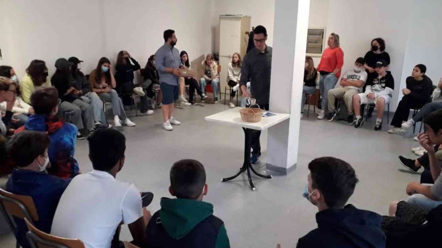 Il teologo don Nacci: «Meno clericalismo, più spazio alle donne»