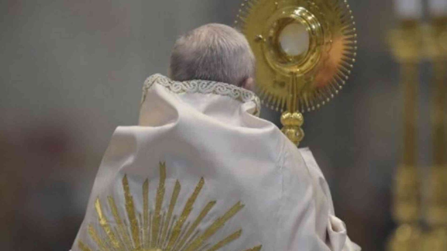 Il 2 giugno papa Francesco riprenderà la celebrazione del Corpus Domini