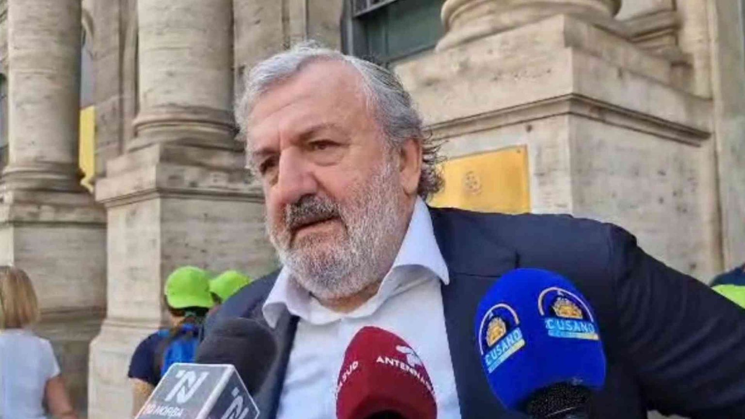 Respinta la sfiducia a Emiliano. Il campo progressista si rinsalda