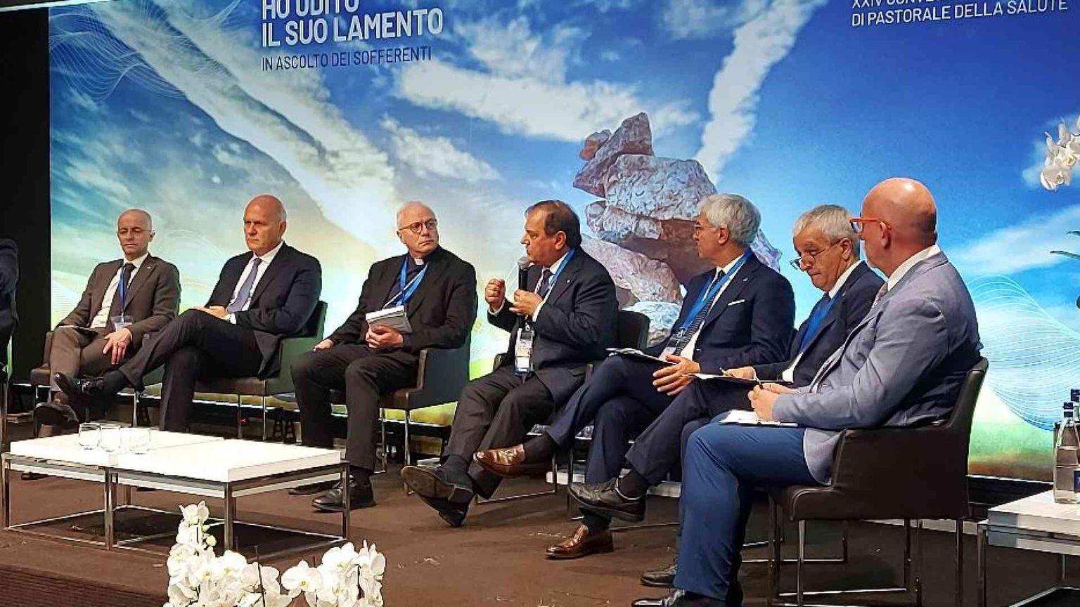 Angelelli (Cei): «Salute, persone che curano persone»