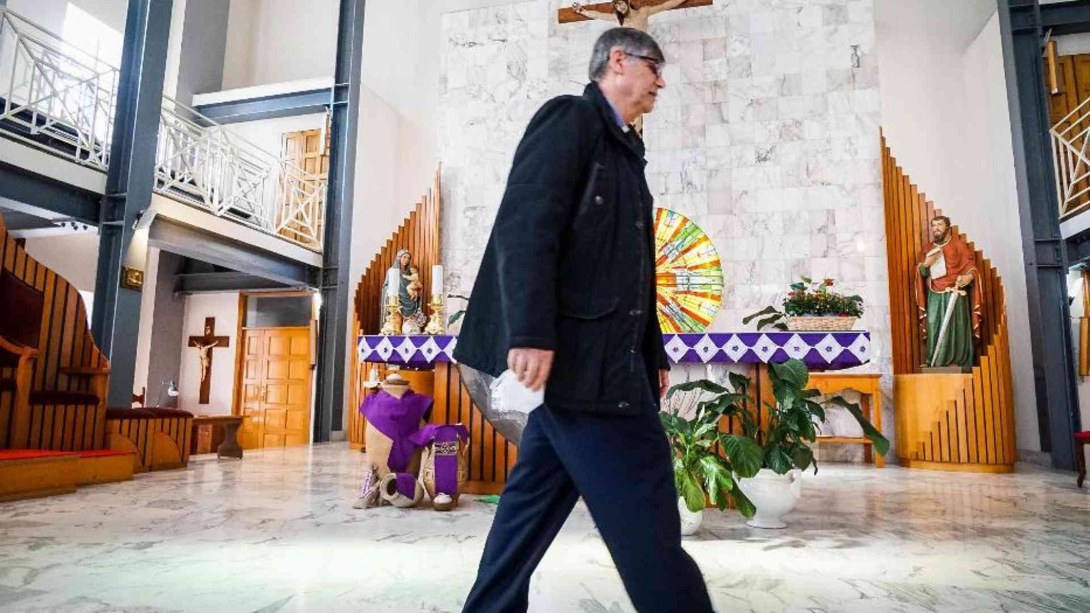 L'attacco di De Luca, la risposta di Patriciello, le reazioni: cosa è successo