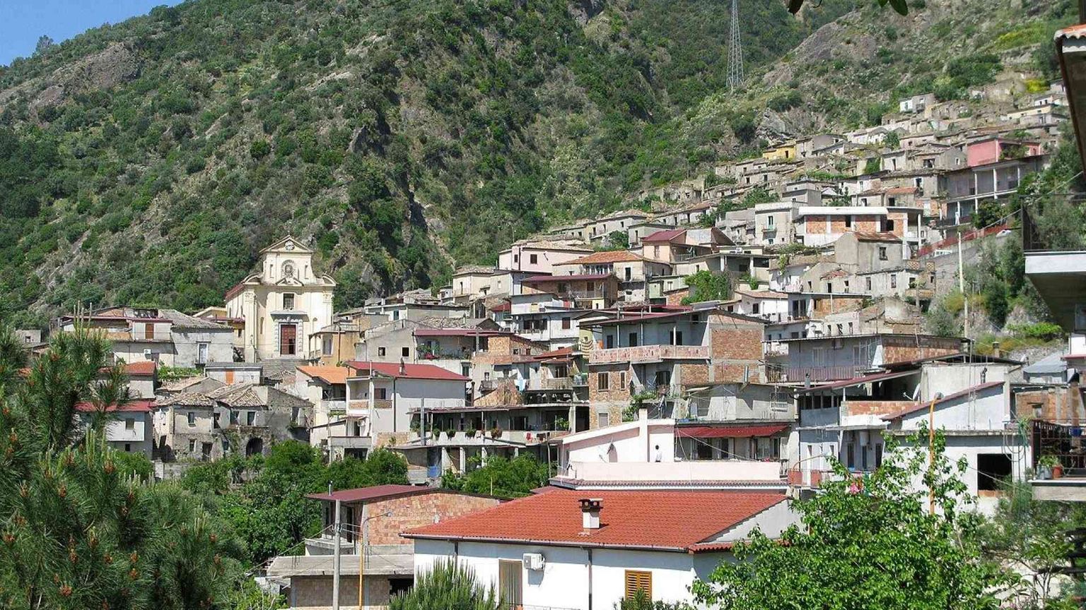 San Luca, la politica si arrende di nuovo. Nessuna lista nel paese dei clan