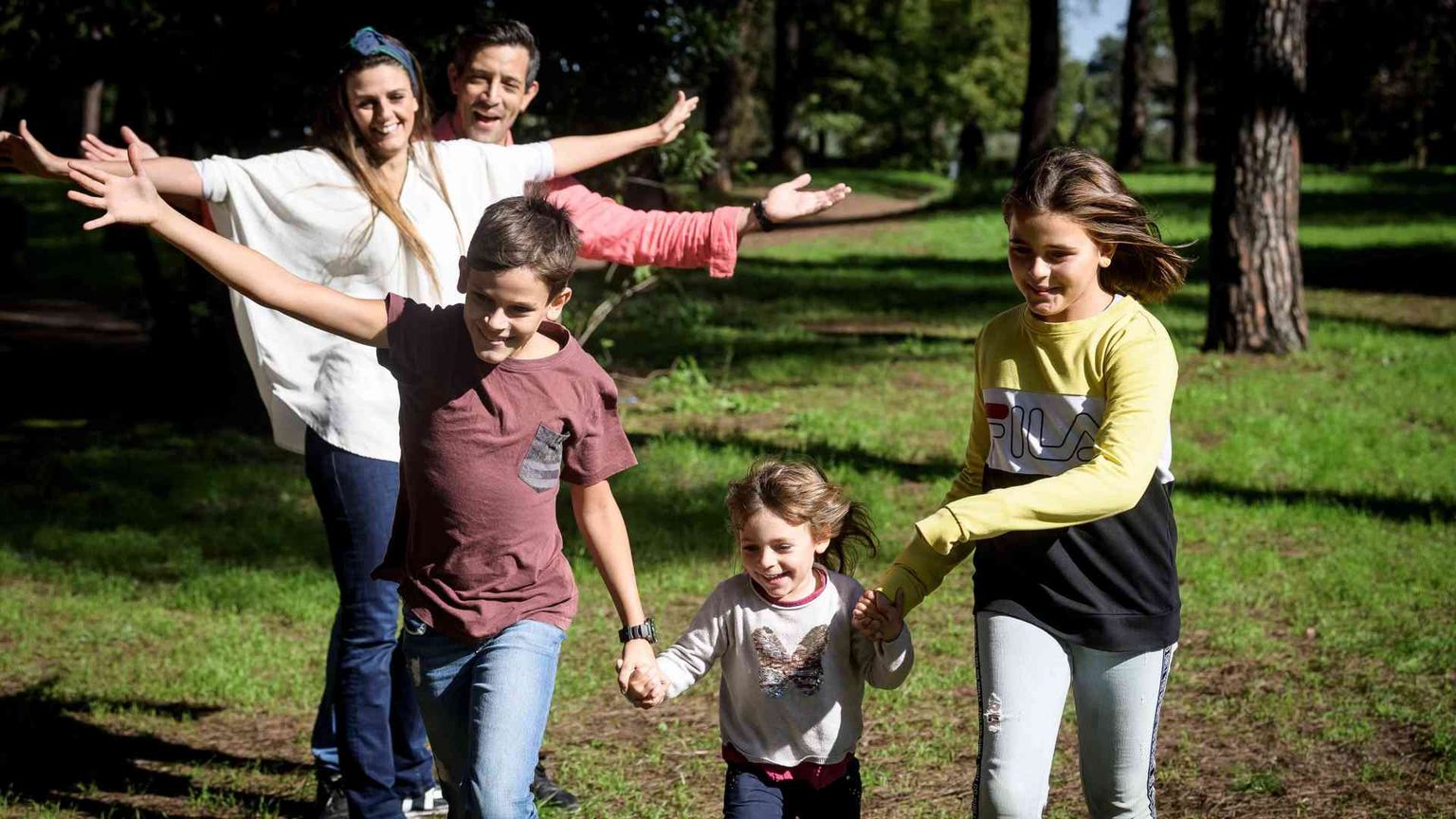 Stipendi più leggeri e pochi servizi: le mamme non riescono a investire