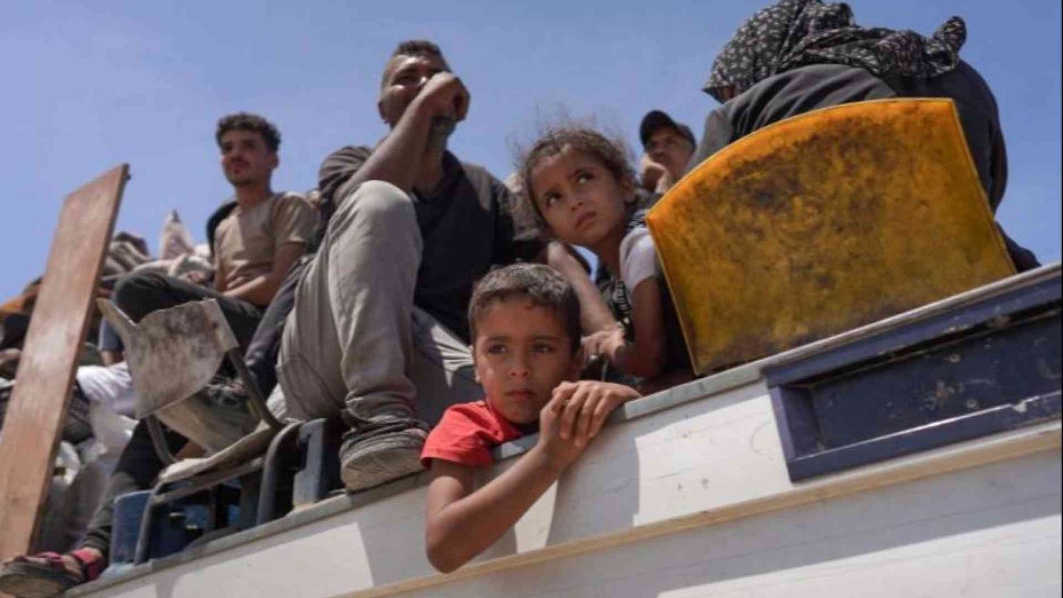 Rafah, colpita auto dell’Onu: un morto e un ferito. Scontri pesanti al Nord
