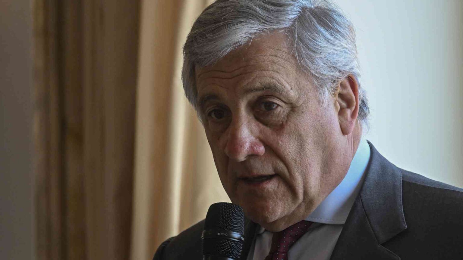 Il governo blinda il decreto e pone la fiducia in Senato