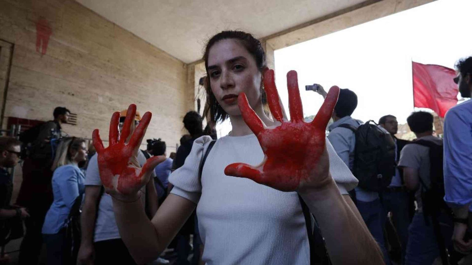 Le proteste alle università. «I collettivi dicano no ad Hamas»