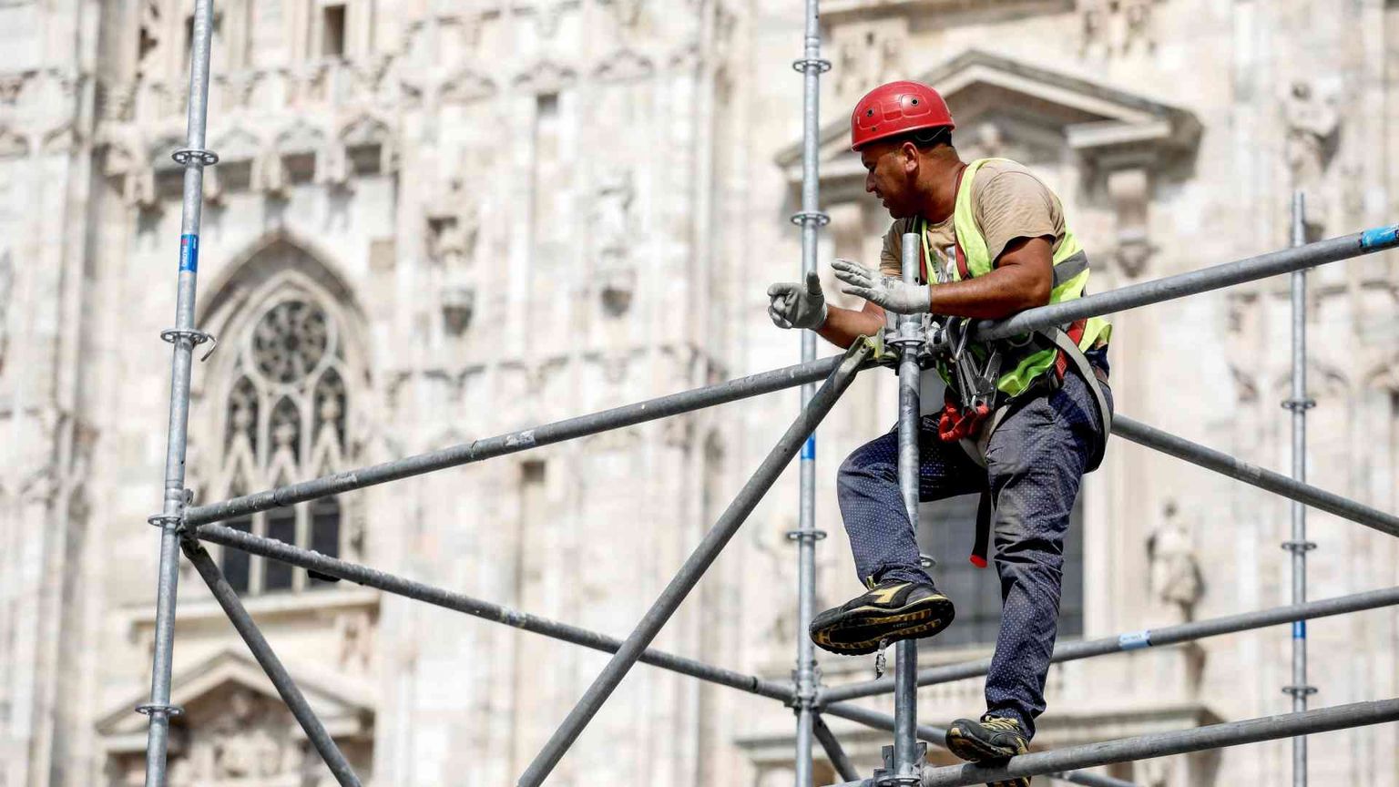 Caldo e aria inquinata: sul lavoro siamo tutti a rischio