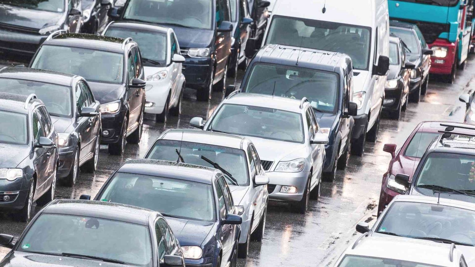 Ecco le auto termiche e ibride acquistabili con il bonus