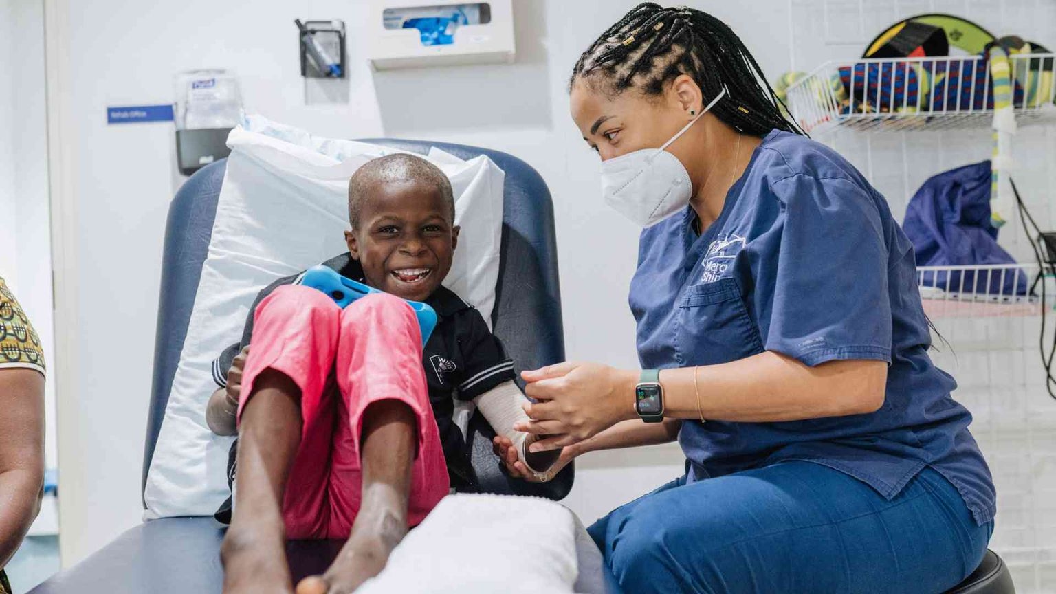 Arriva un bastimento carico di... cure: ecco l'ospedale Msc