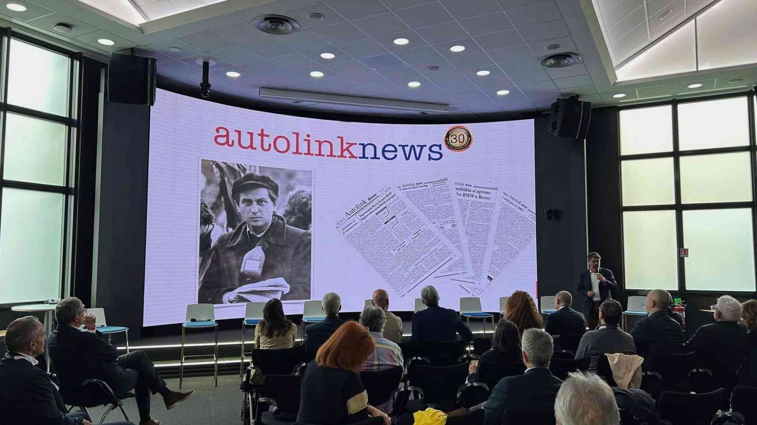 Compie 30 anni Autolink News, il primo quotidiano sull'industria dell'auto