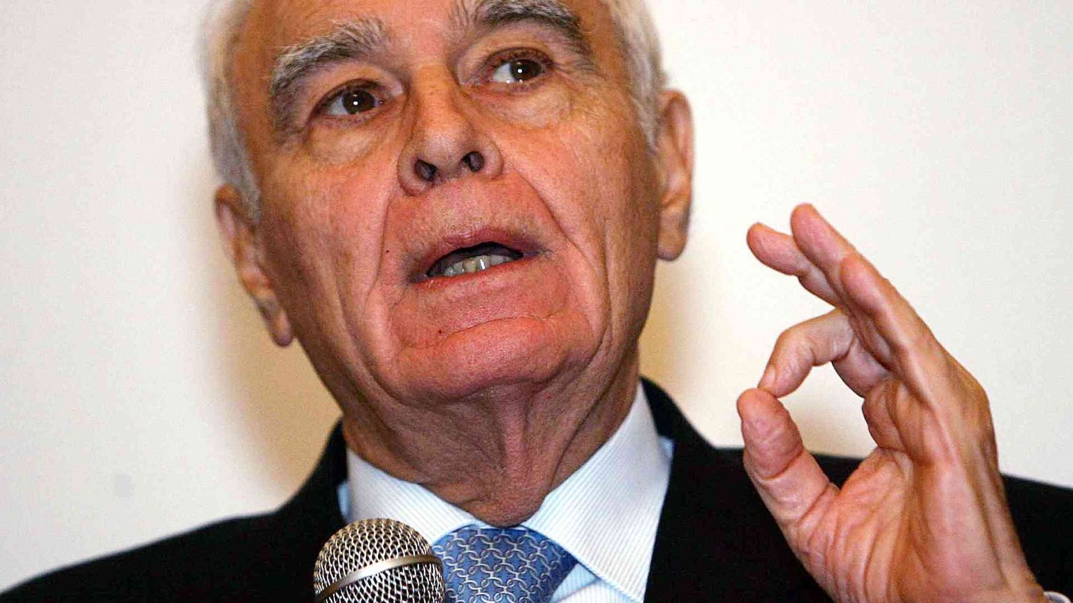 «Anche le sigarette elettroniche fanno male»