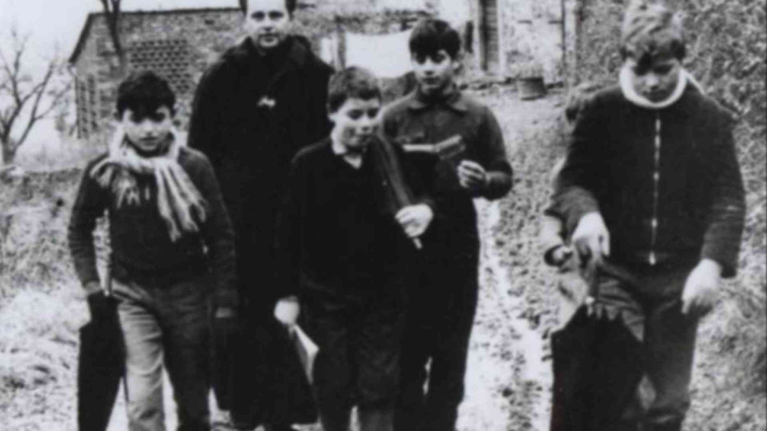 Nelle lettere di don Milani poveri vessati e obiezione di coscienza