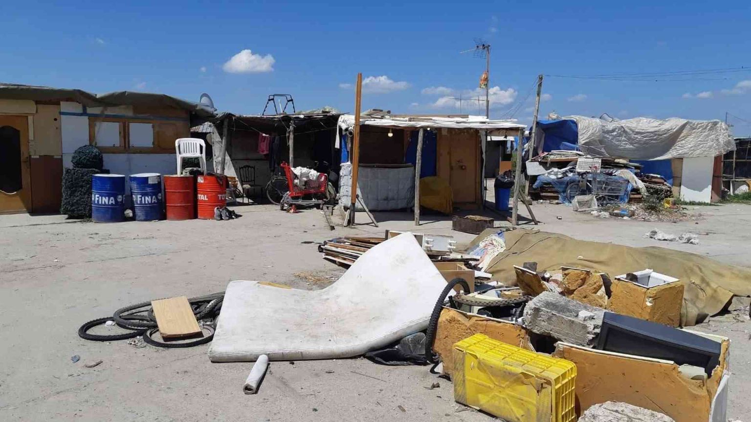 Emergenza ghetti, nominato il commissario contro gli "insediamenti abusivi"