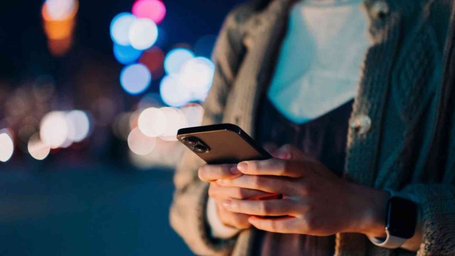«Pretende di controllarmi lo smartphone. Che male c'è?»