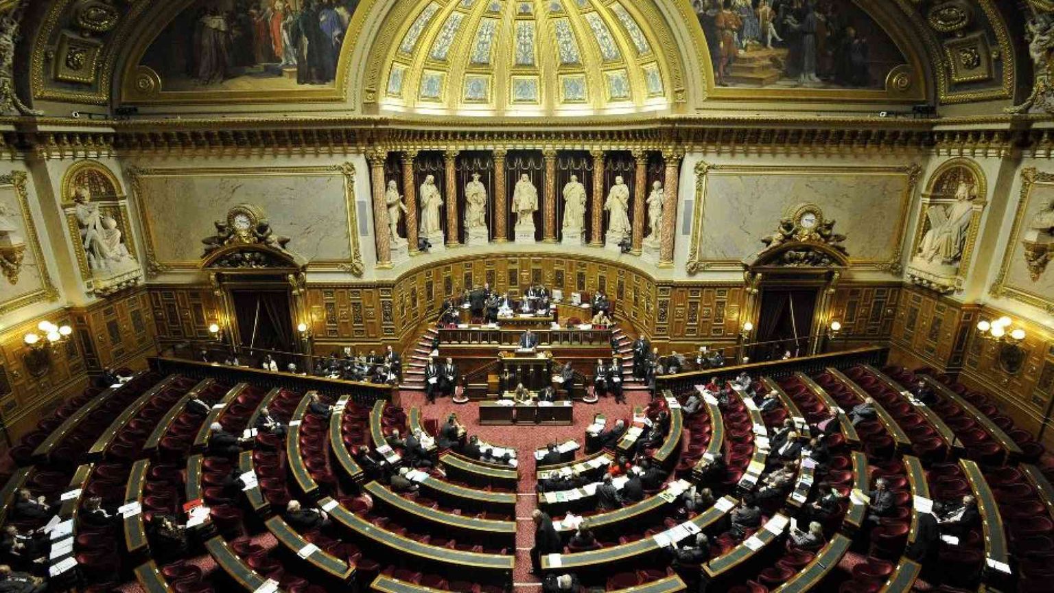 Bloccanti della pubertà, anche la Francia ci ripensa?