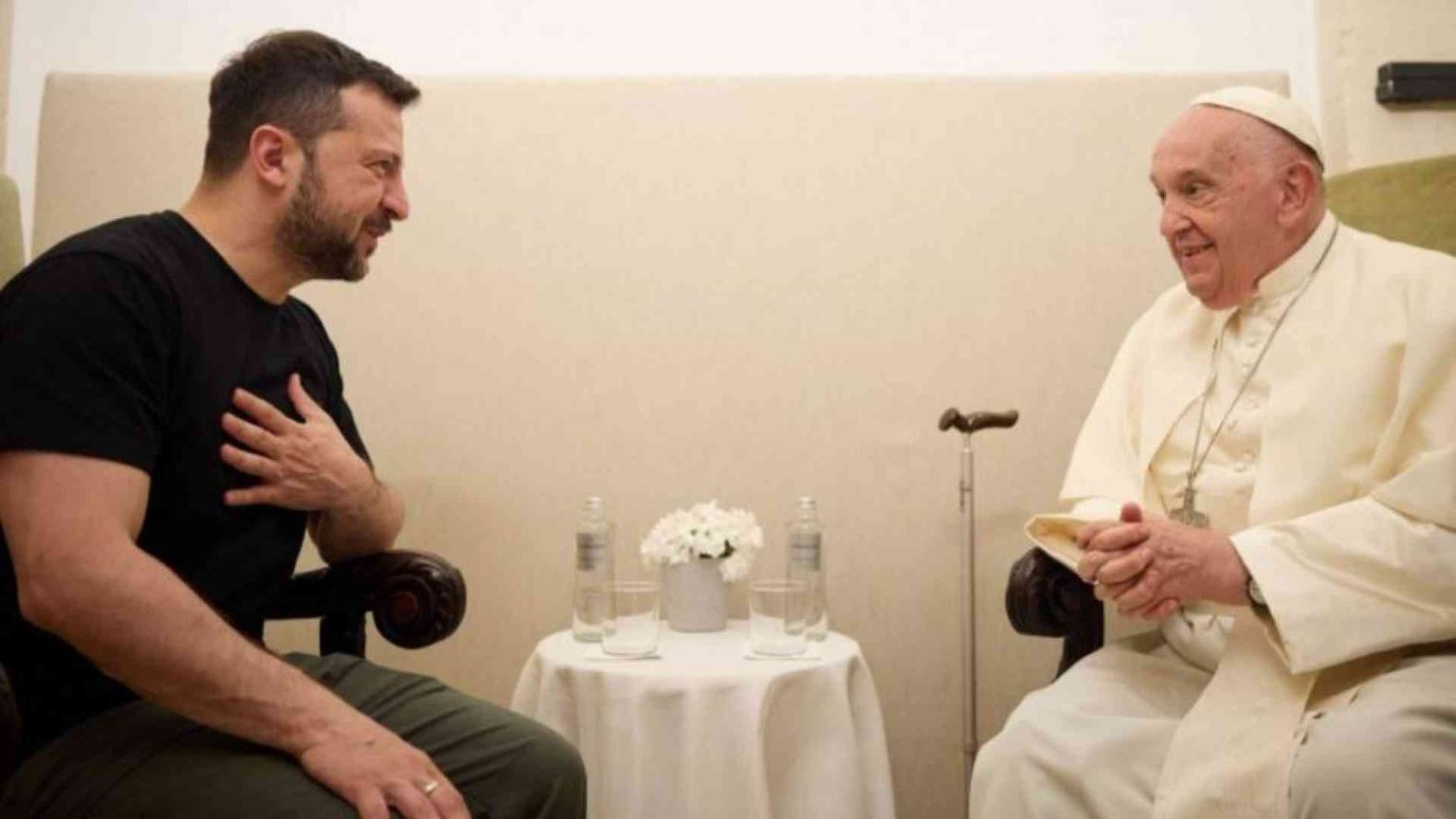 L'incontro più atteso: di cosa hanno parlato il Papa e Zelensky