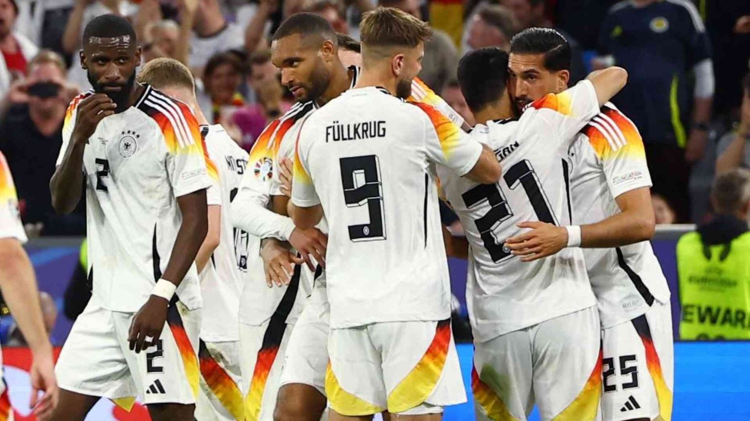 Germania a valanga sulla Scozia