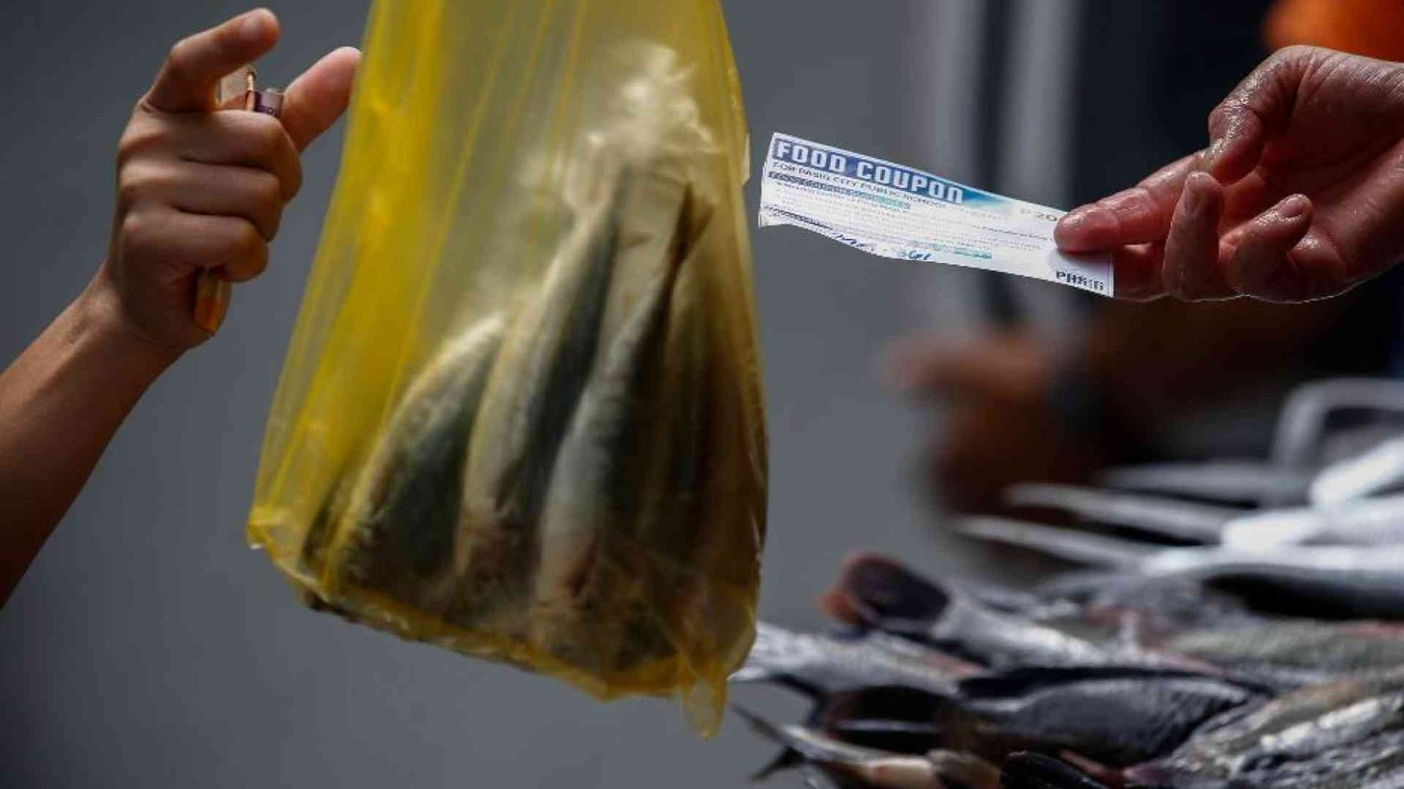 I buoni pasto per il pasto non bastano più. Si usano al supermercato