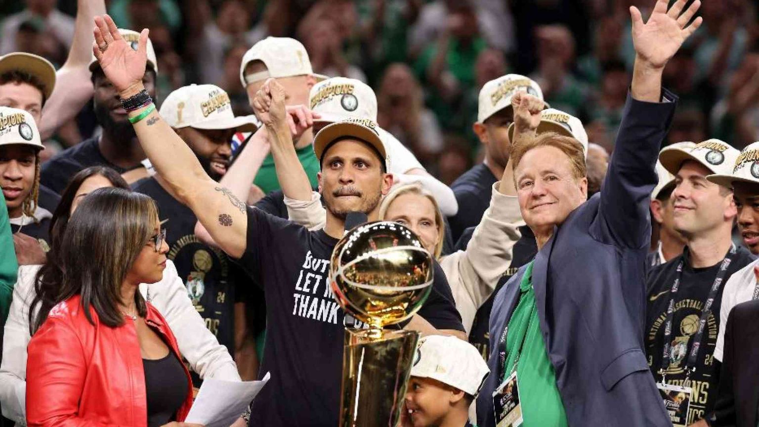 Celtics campioni, l'anello del record porta la firma di coach Mazzulla