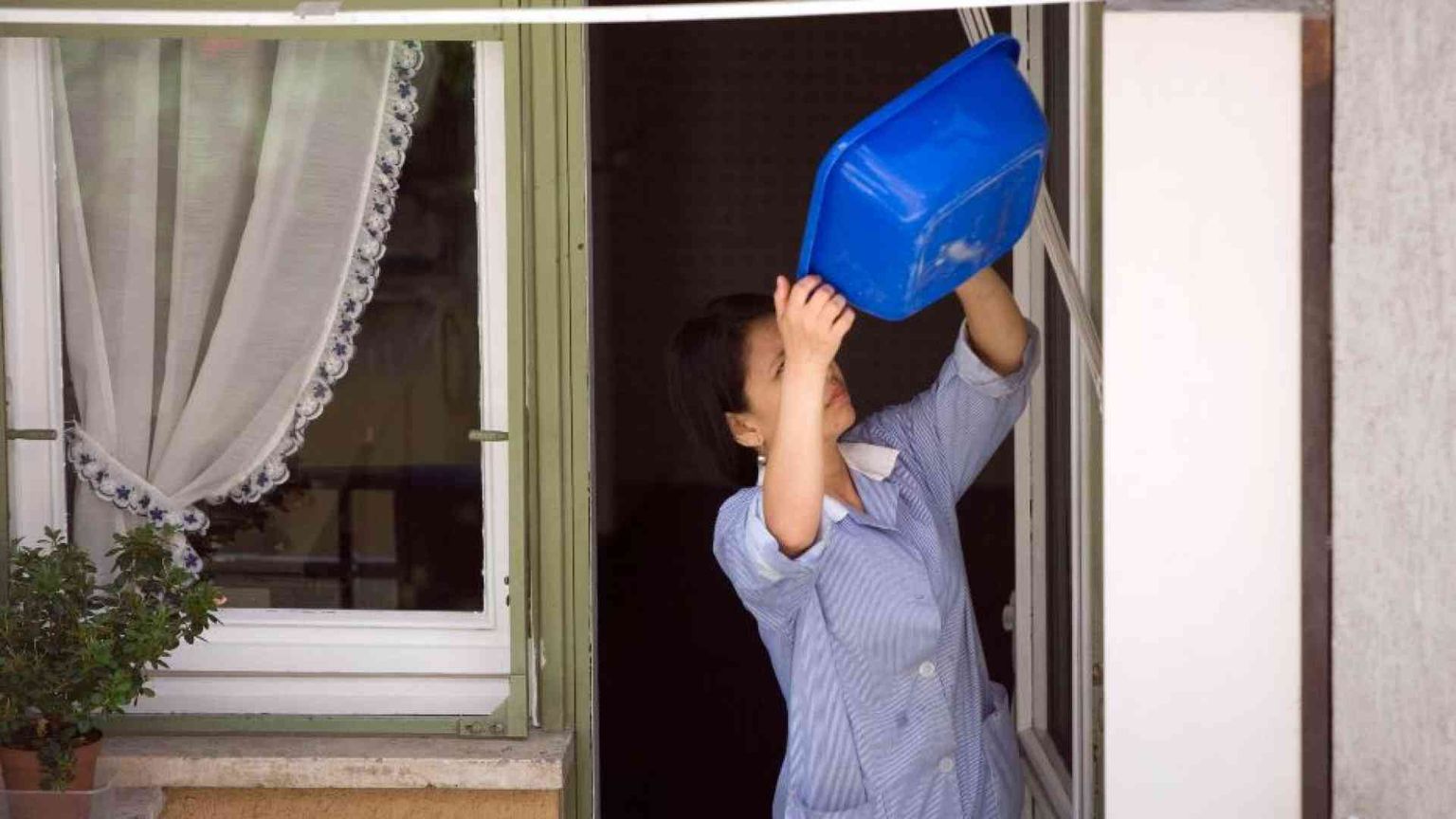 Finito il Covid, colf e badanti tornano in nero