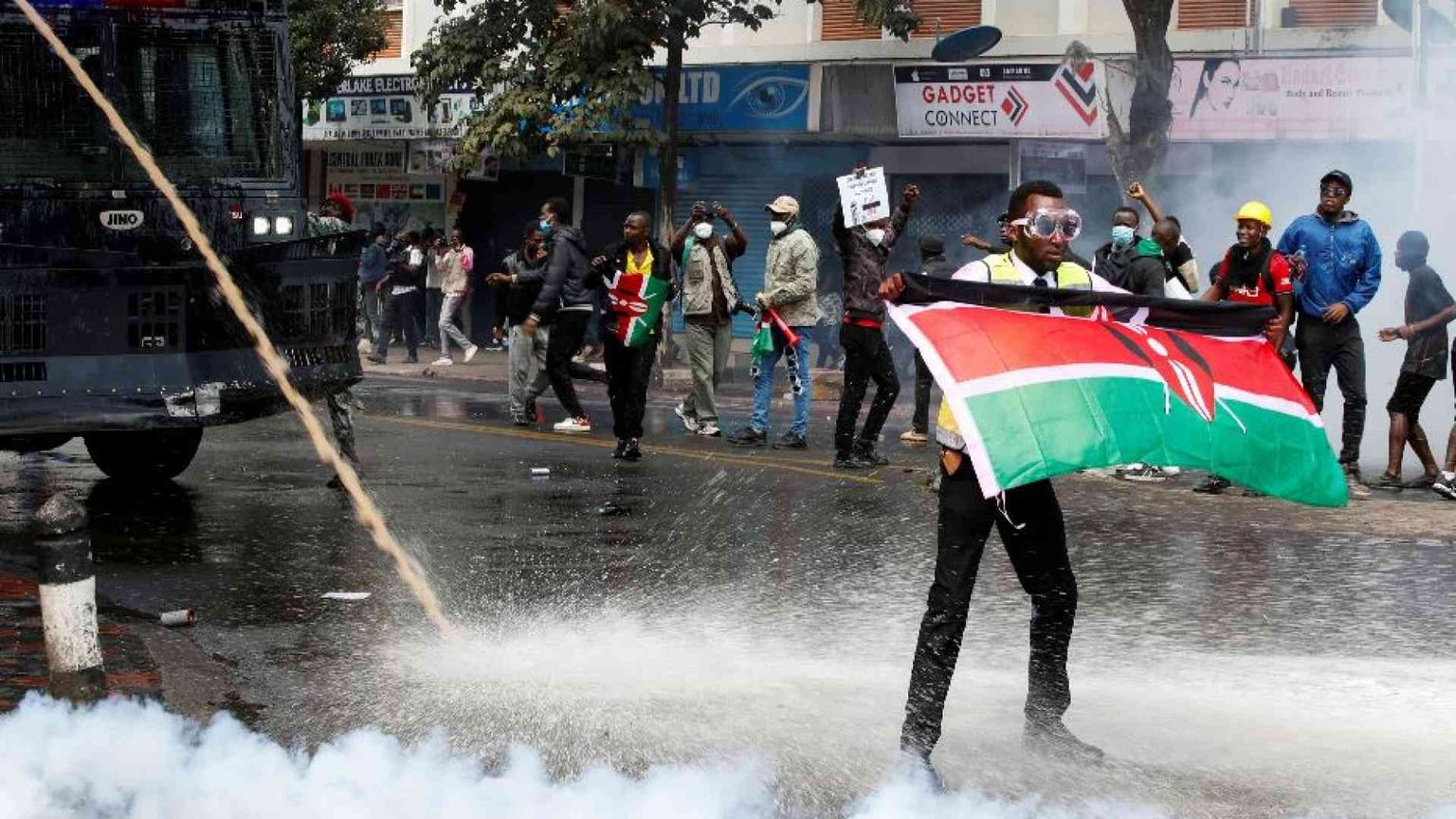 In Kenya l'assalto al Parlamento che votava la manovra ha provocato 5 morti