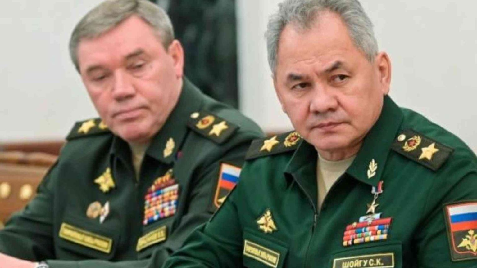 La Corte dell'Aja ordina l'arresto dei due generali russi Shoigu e Gerasimov