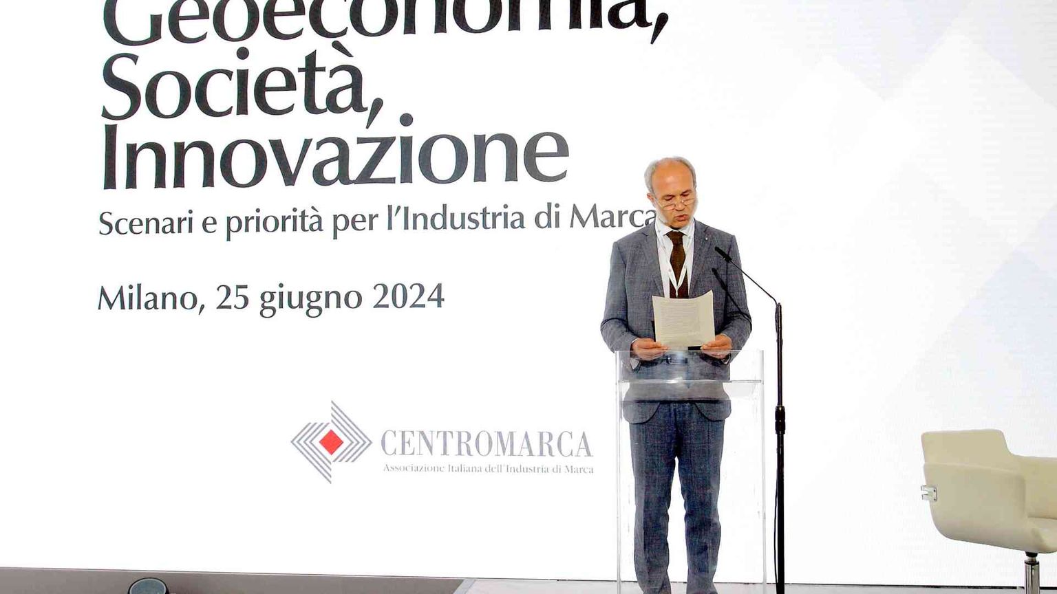 Appello di Centromarca per le fusioni: «Imprese di piccola taglia penalizzate»