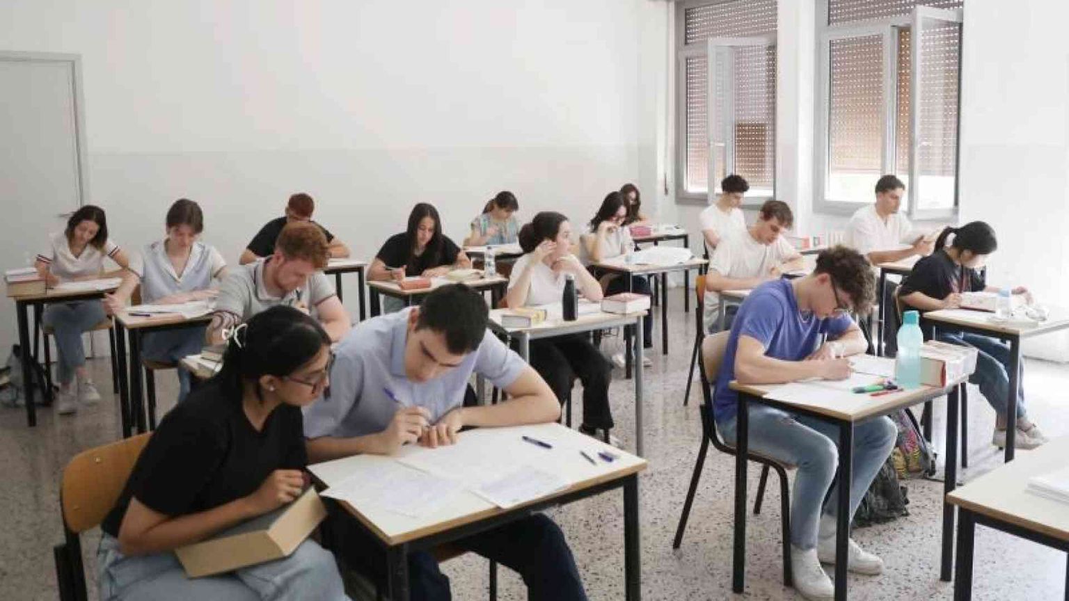 Con 25mila euro si diventa avvocato: come funziona la “fabbrica dei titoli”