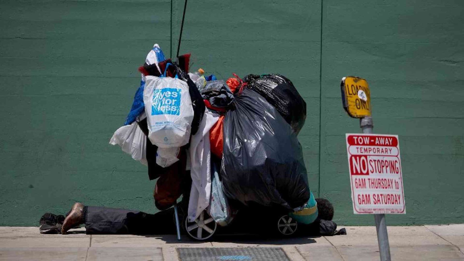 Solo a Los Angeles Il Fentanyl ha ucciso 2.100 senzatetto in un decennio