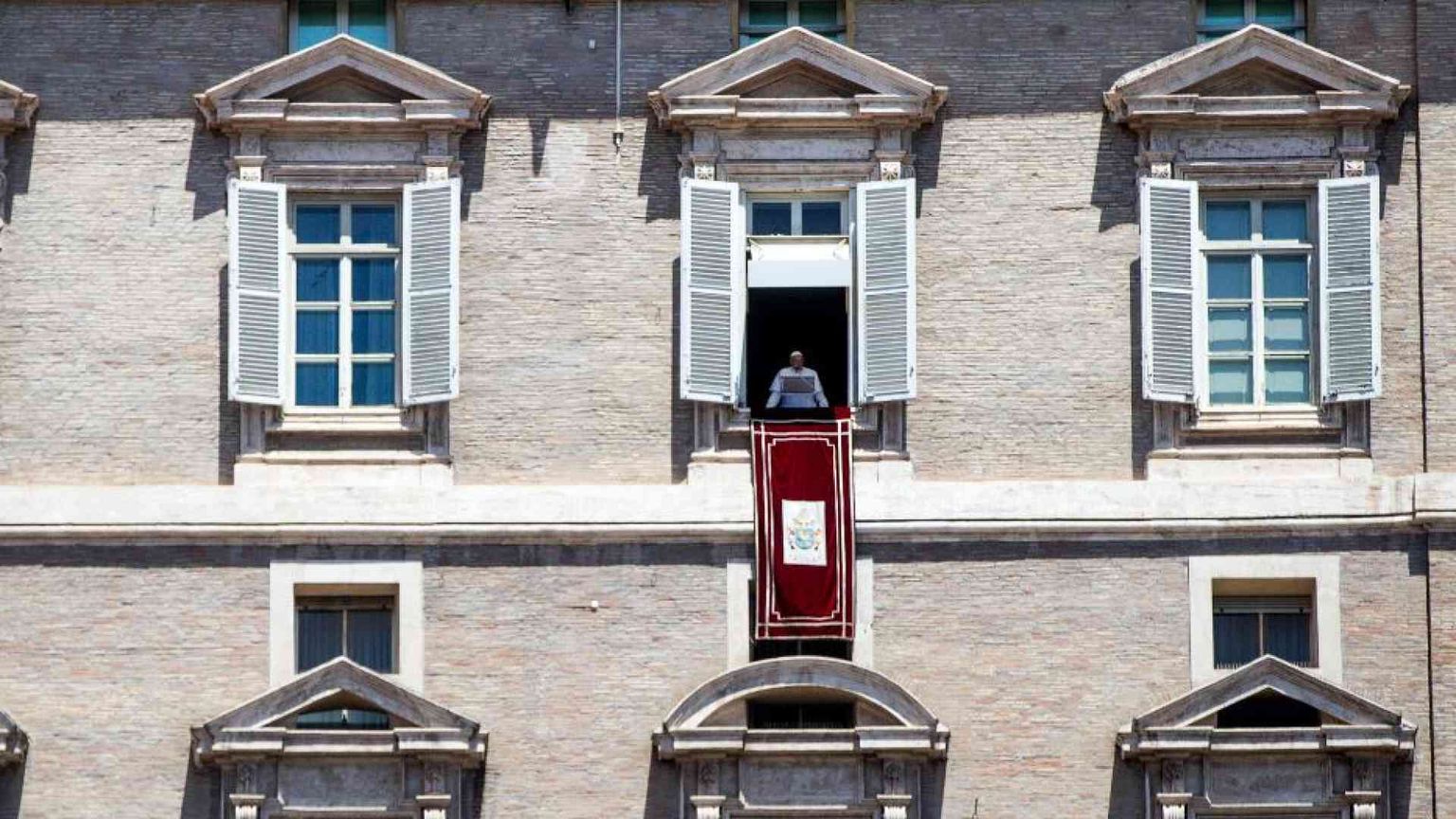 Il Papa: «Tanti cristiani ancora oggi perseguitati e uccisi per la fede»