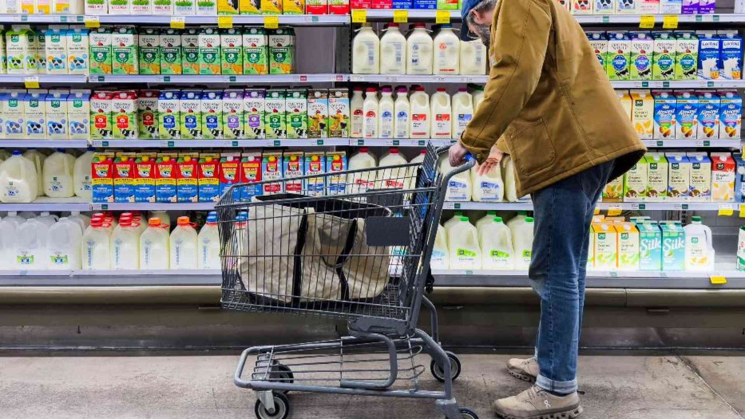 Il potere di acquisto delle famiglie cresce, ma l'inflazione rallenta poco