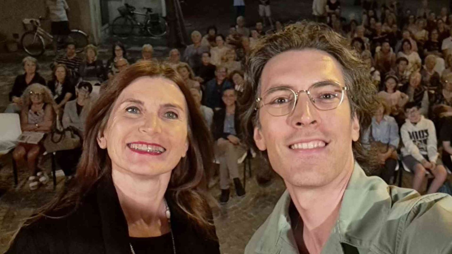 Il cantautore Caccamo: «Ridiamo un senso alle parole»