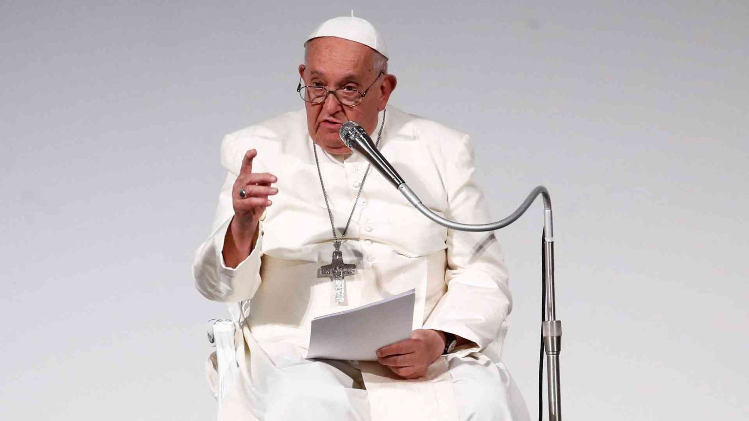 «Democrazia non in buona salute. I cattolici curino il suo cuore infartuato»