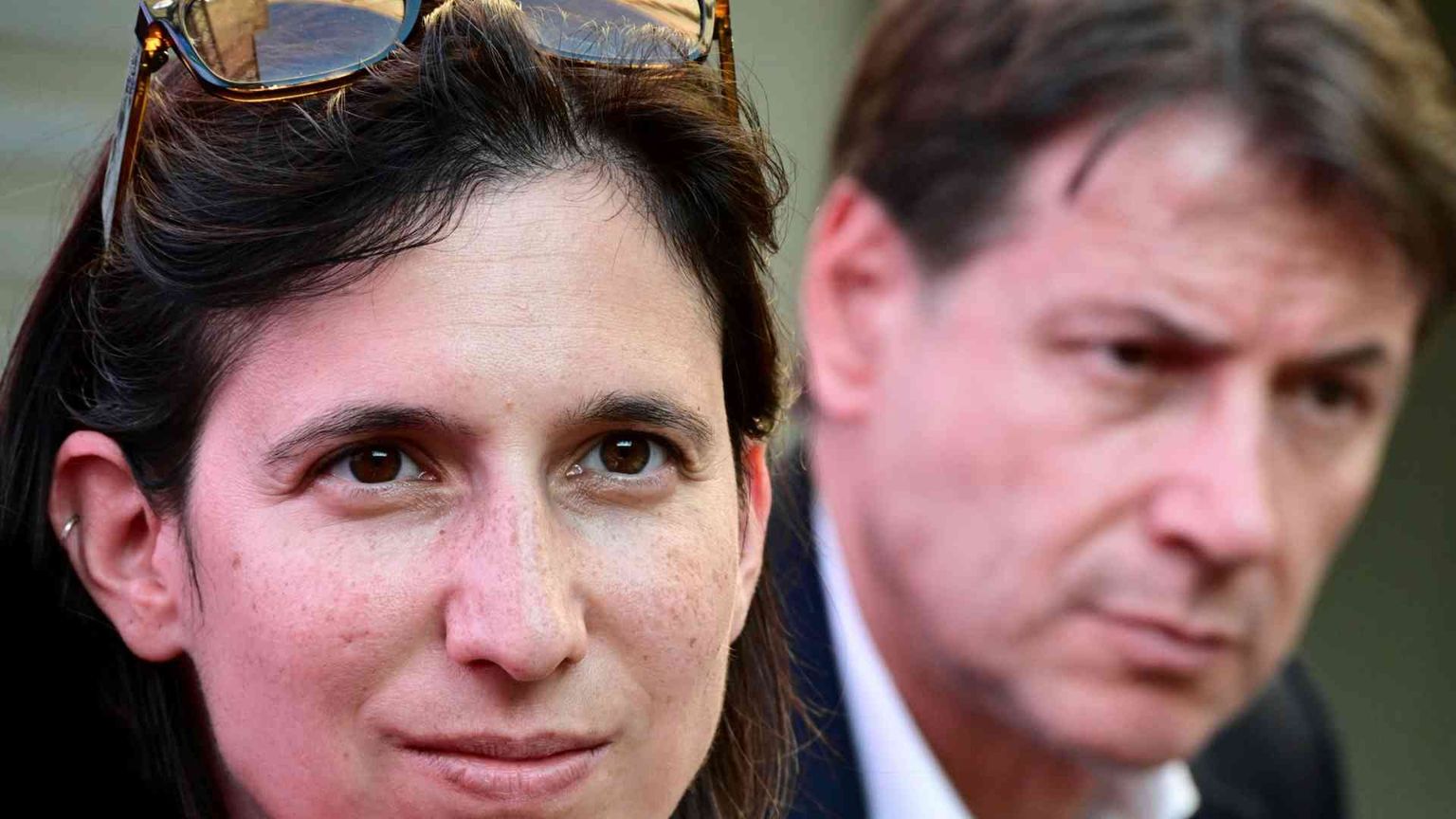 Le reazioni in Italia: la sinistra esulta, ma l'unità è tutta da costruire