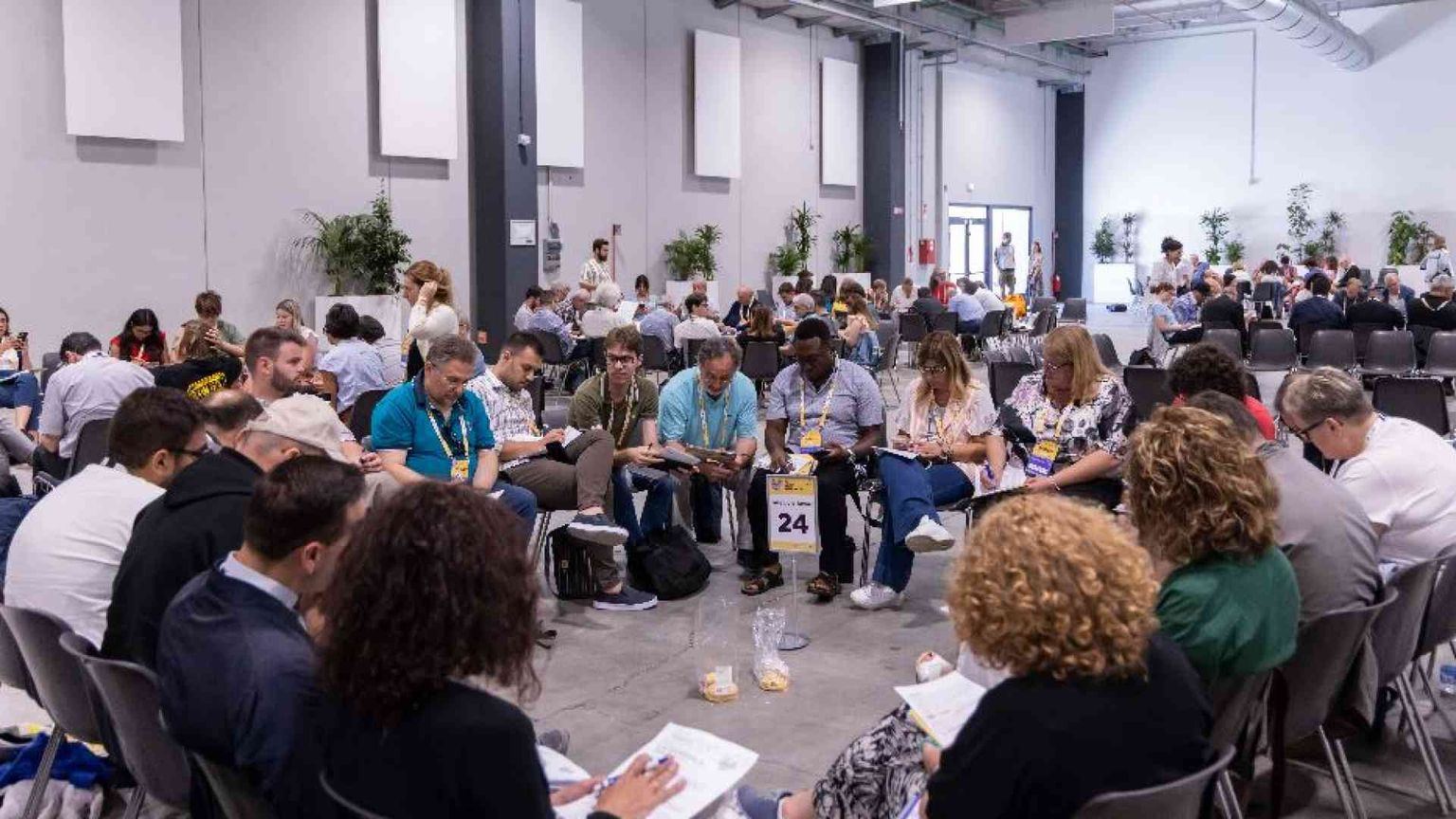 La lettera delle associazioni al Paese: «Sulle riforme dialogo costituente»