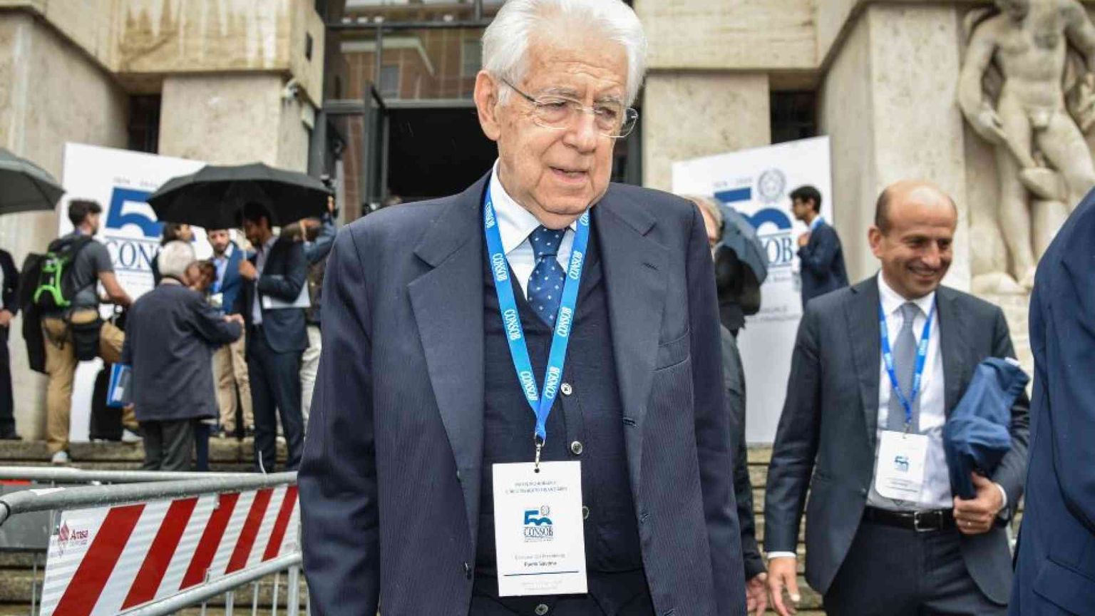 Monti: «Europeisti e populisti, stesse colpe. No al premierato, spacca l'Italia»